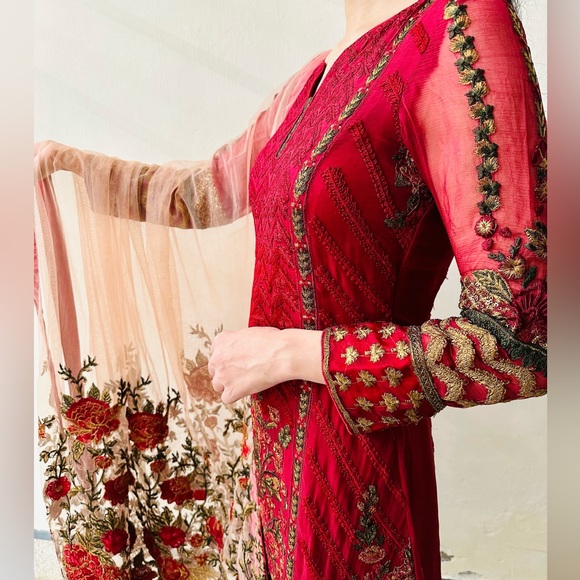 Pakistani Indian shalwar qameez dupatta eid - Picture 4 of 16